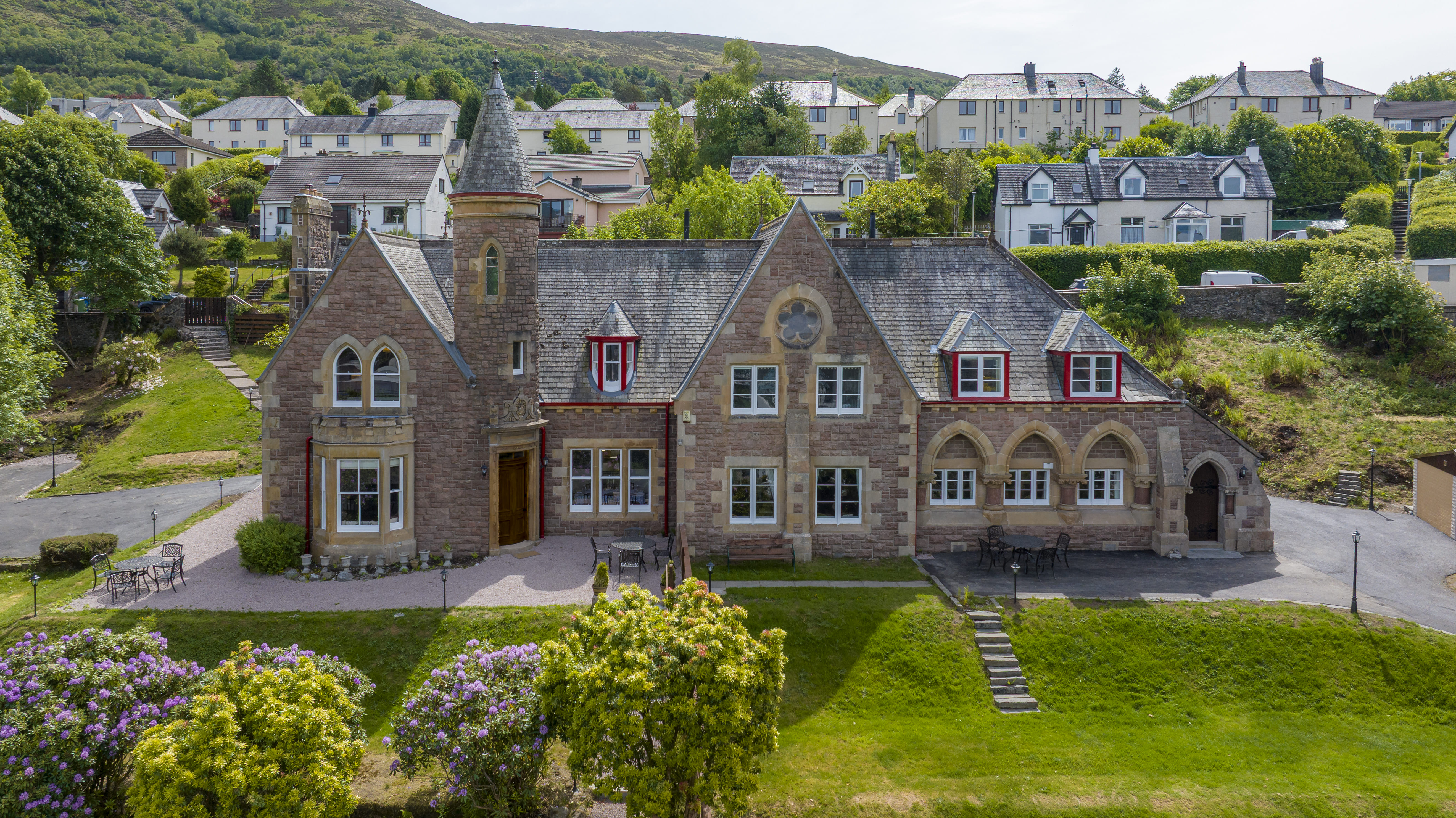 ST ANDREWS HOUSE CHRISTMAS PACKAGE 2026