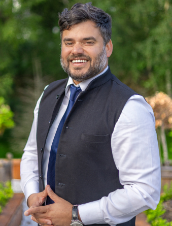 Vidur Kapur 