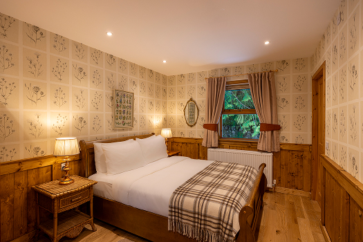 The Log Cabin at Rokeby Manor 