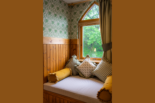 The Log Cabin at Rokeby Manor 