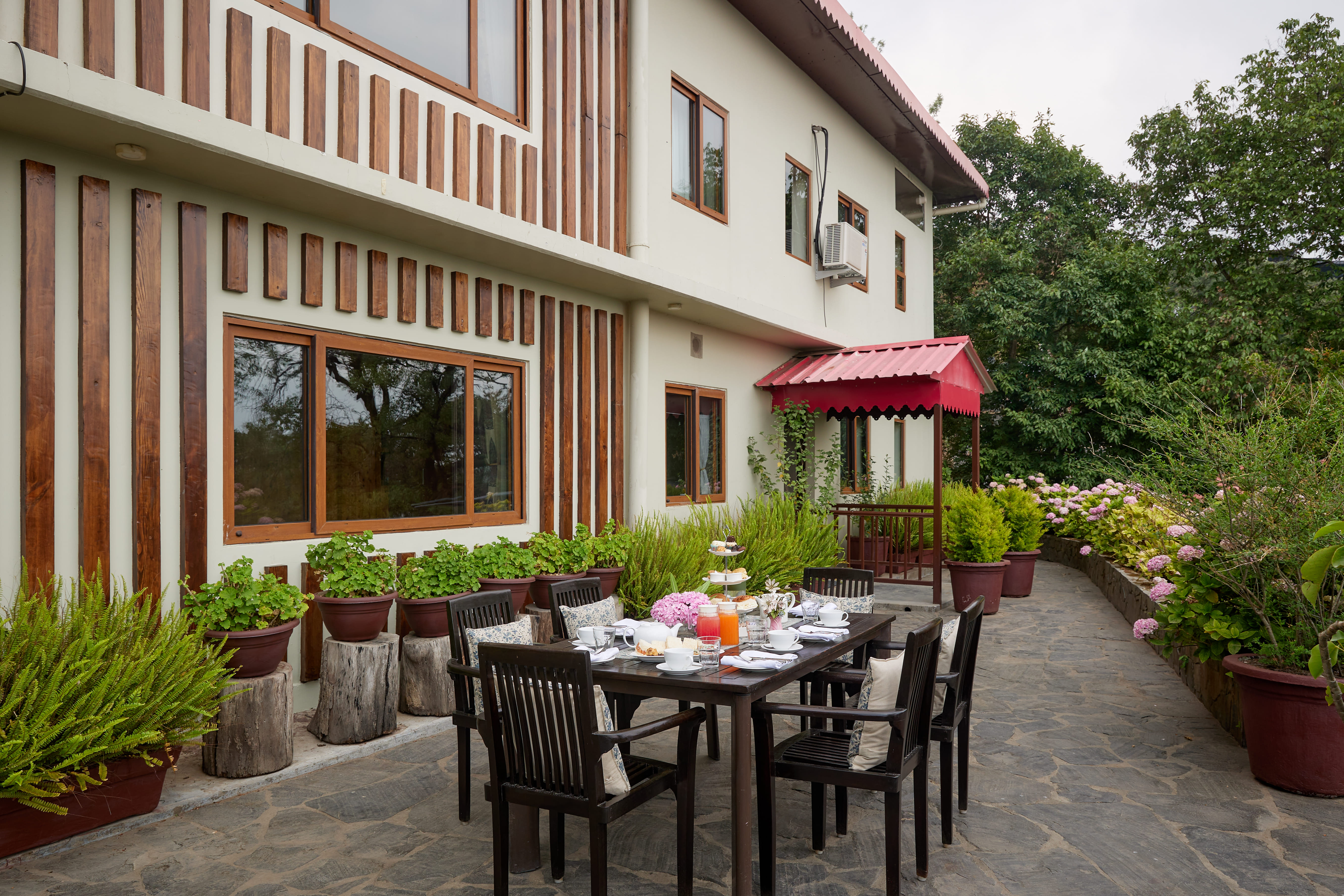 May Cottage Signature Experience!